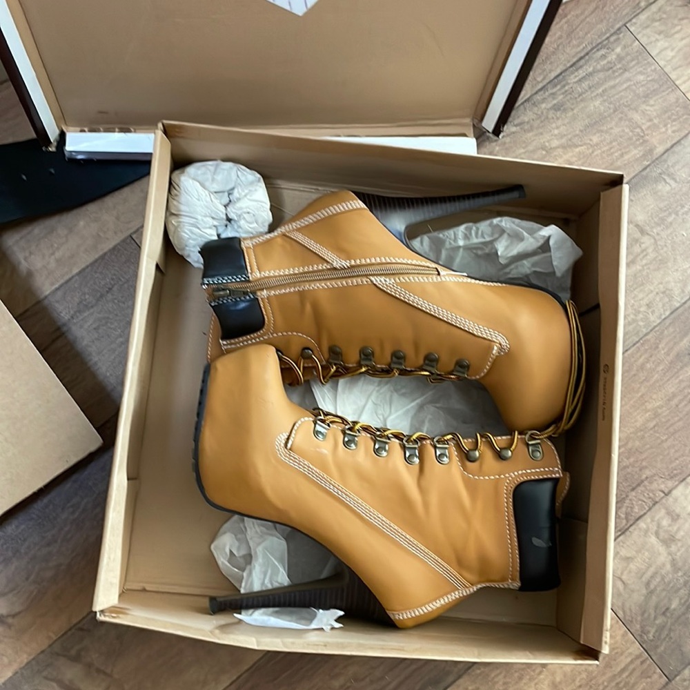 Zigs Soho Timberland high heel boots. Like new!
